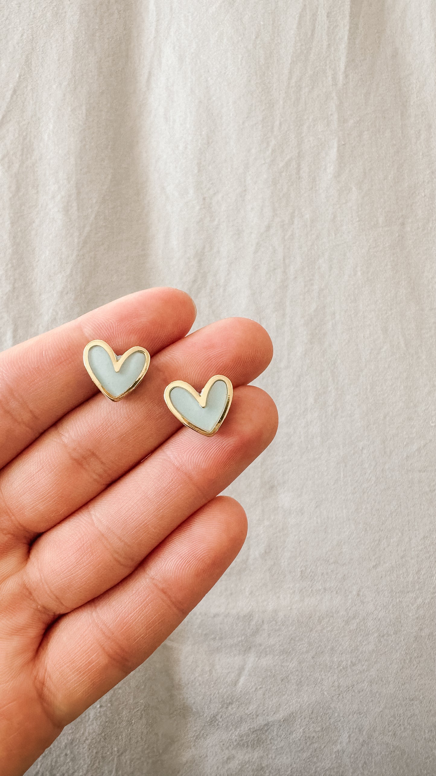 Baby blue heart stud
