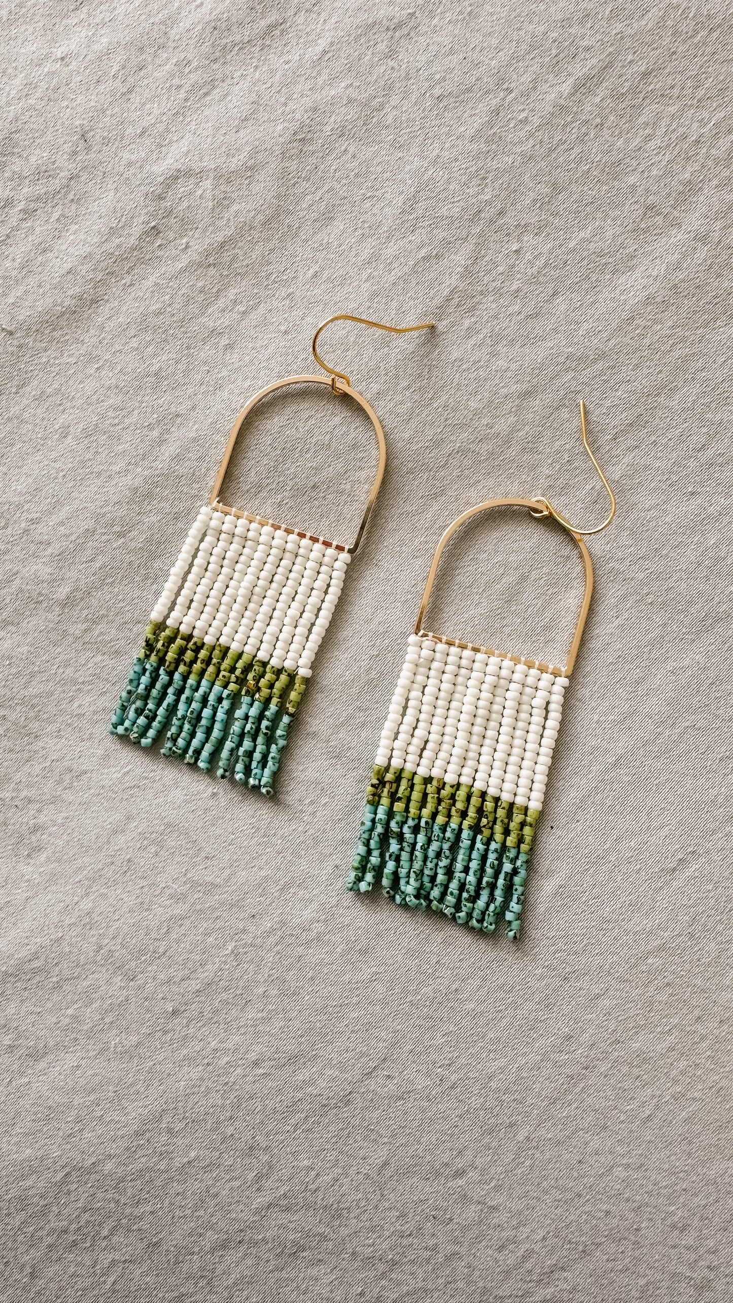 Fringe bead