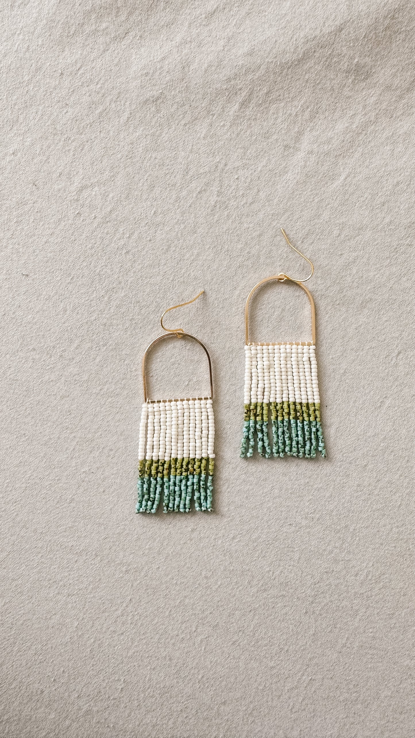 Fringe bead