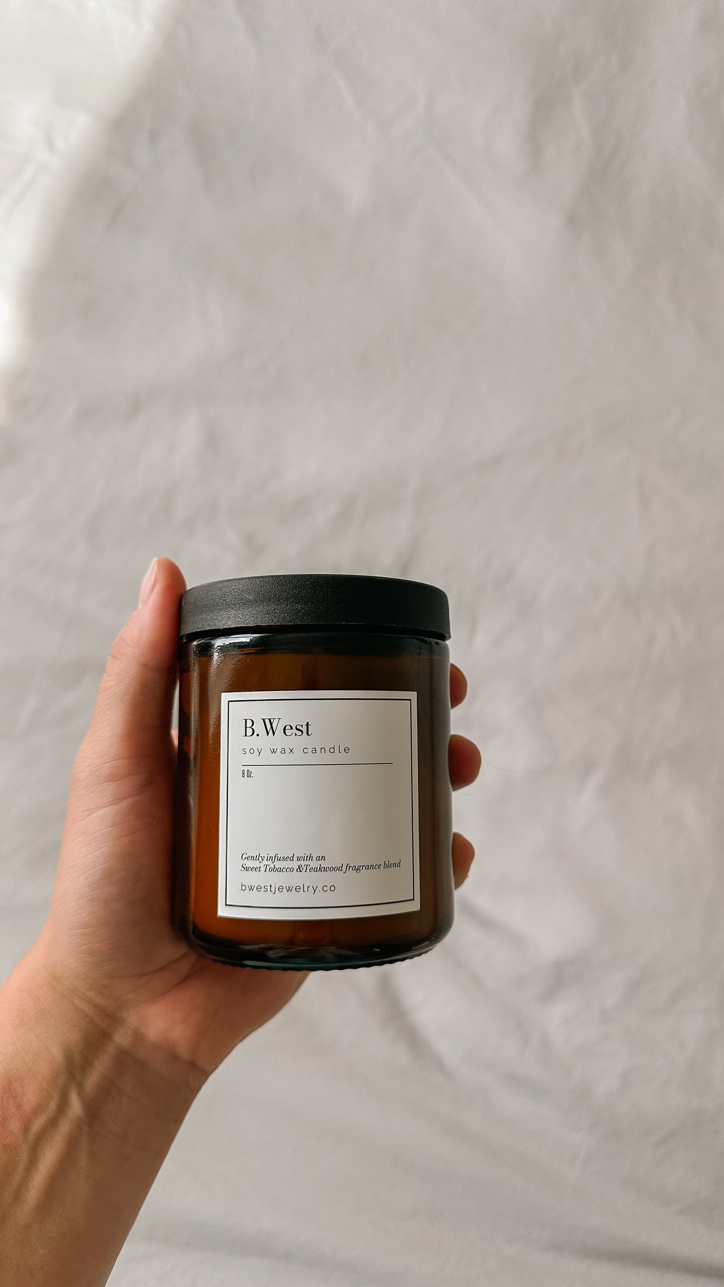 Sweet Tobacco & Teakwood Candle